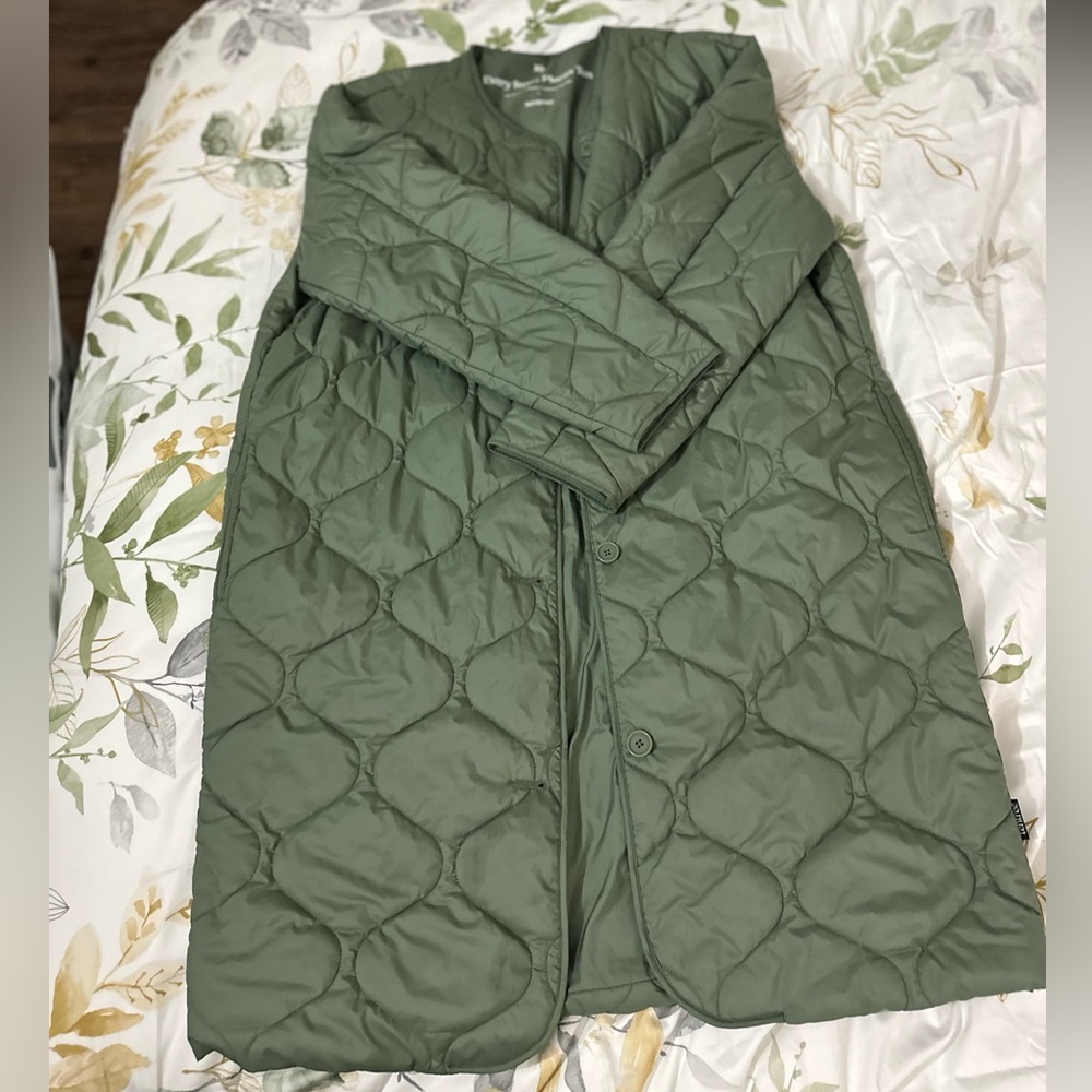 Tentree quilted jacket. Size L.